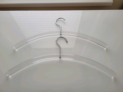 Plexiglas chrome - /,